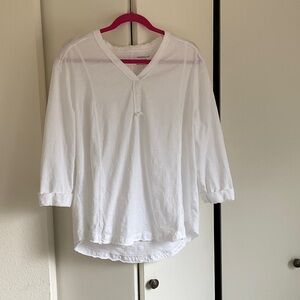 White 3/4 sleeve top